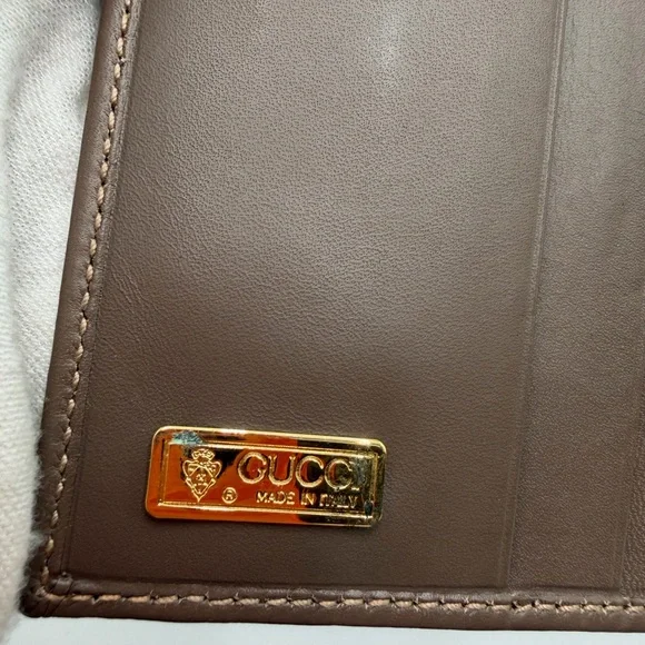 Gucci Dark Brown Leather Bifold Wallet with Gold Emblem - Picture 5 of 6